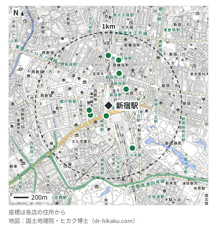 新宿駅周辺（1km以内）のiPhone修理店 14店の位置図：モバイル修理救急便 ルミネ新宿店 76m、新宿iphone修理センター 144m、ダイワンテレコム 新宿本店 145m、じゃんぱら 新宿東口店 163m、スマホ修理王 新宿店 174m、カメラのキタムラ 新宿 北村写真機店 182m、じゃんぱら 新宿店 184m、iPhone修理アイサポ 新宿本店 188m、モバイル修理救急便 新宿東南口店 225m、スマホスピタル 新宿店 332m、スマホスピタル新宿店 332m、スマホ修理工房 新宿PePe店 397m、iCrackedStore 新宿 490m、ノジマ 新宿タカシマヤタイムズスクエア店 490m